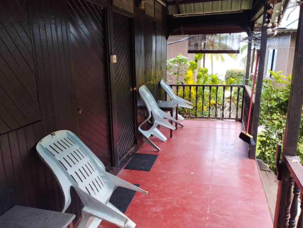 Abc Chalet Tioman Kampong Ayer Batang Bagian luar foto