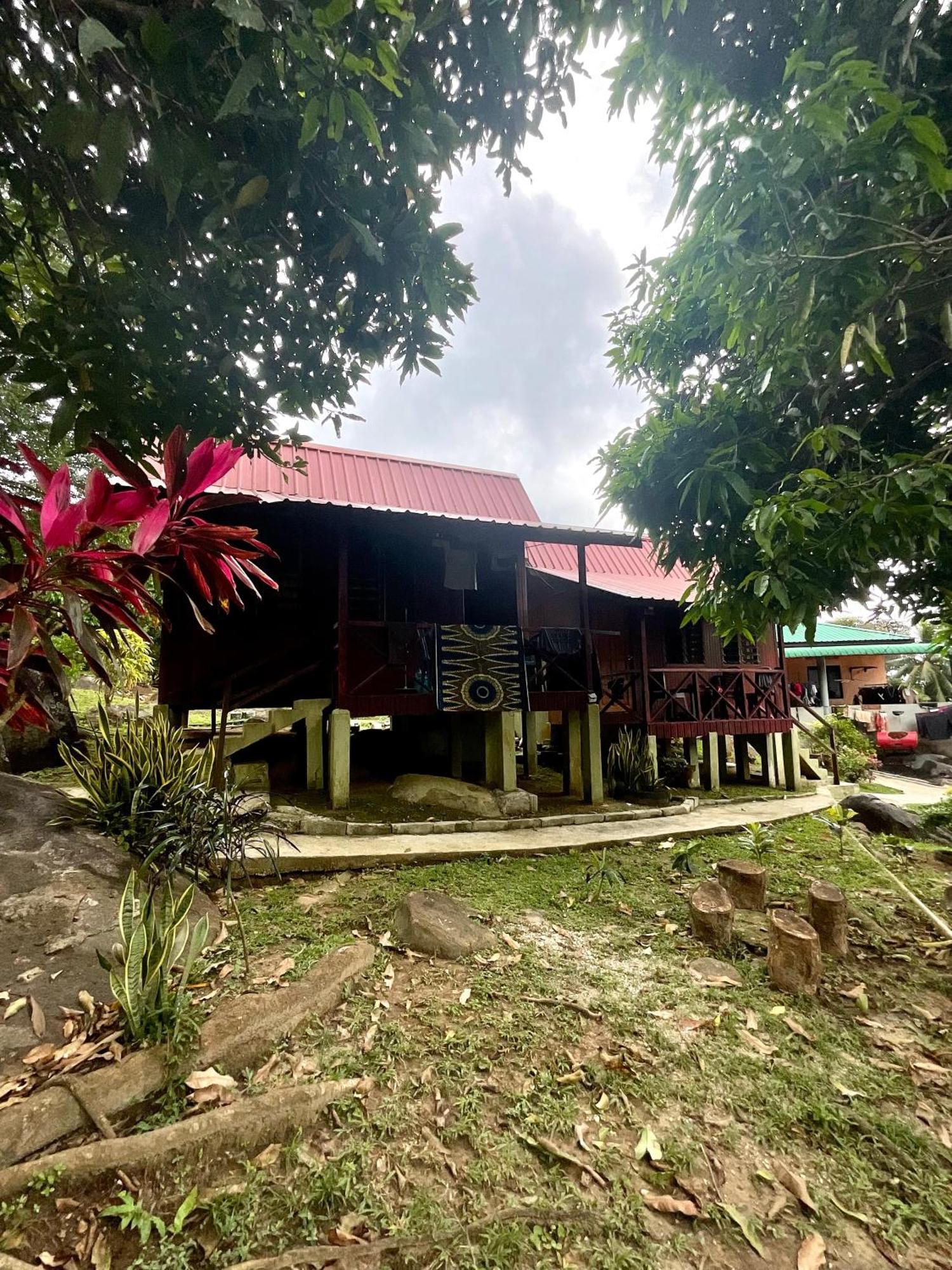 Abc Chalet Tioman Kampong Ayer Batang Bagian luar foto